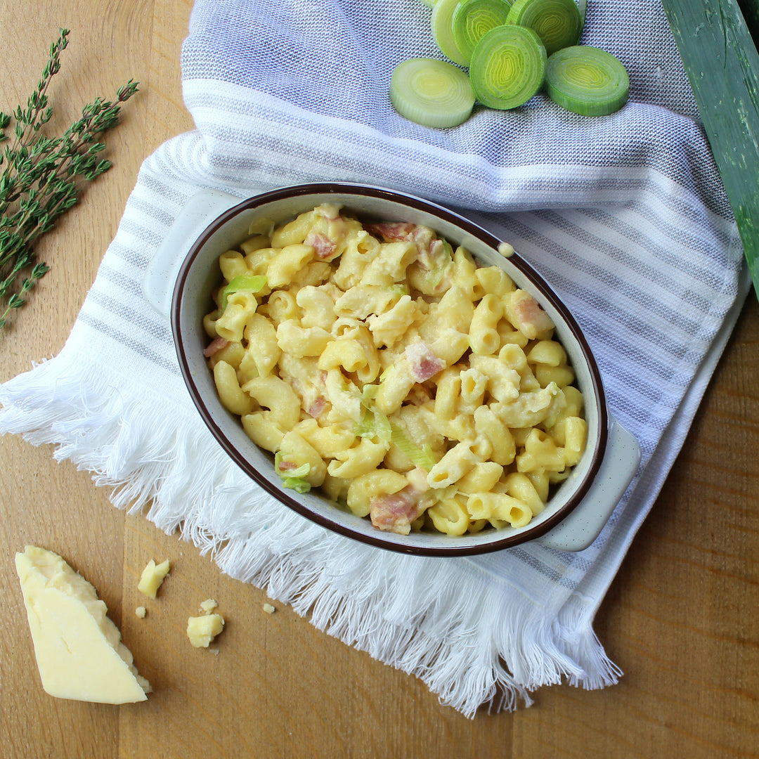 151 Macaroni Cheese with Bacon and Leeks
