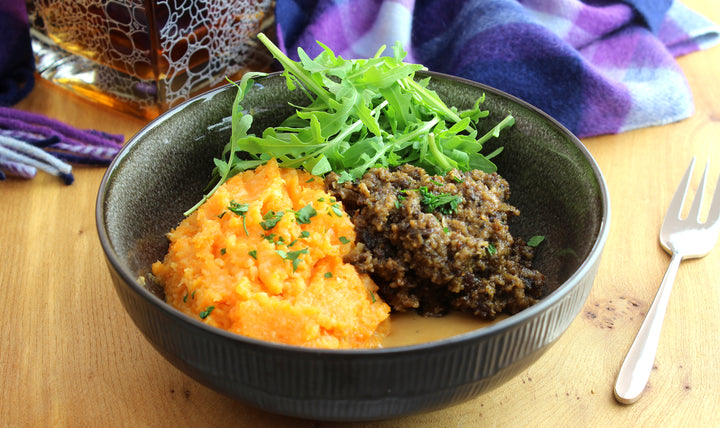 300 Haggis with Peppercorn Sauce