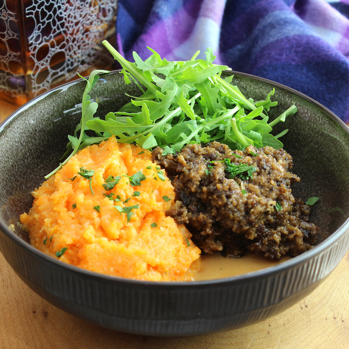 300 Haggis with Peppercorn Sauce